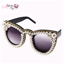Load image into Gallery viewer, The &quot;PEARLFect ⚪️ Image&quot; Sunglasses - Alabaster Box Boutique