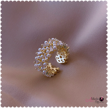 Load image into Gallery viewer, The “PEARLfect ⚪️ Adjustable Ring” - Alabaster Box Boutique