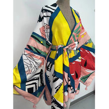 Load image into Gallery viewer, Jet Setting ✈️ Wrap Kimono