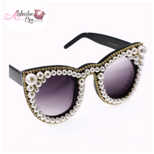 Load image into Gallery viewer, The &quot;PEARLFect ⚪️ Image&quot; Sunglasses - Alabaster Box Boutique