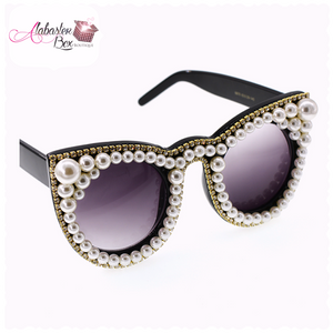 The "PEARLFect ⚪️ Image" Sunglasses - Alabaster Box Boutique