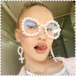 “The PEARLfect ⚪️ Cat Eye” Sunglasses - Alabaster Box Boutique