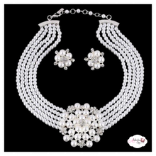 Load image into Gallery viewer, The &quot;PEARLfect ⚪️ Center-Piece&quot; Necklace Set - Alabaster Box Boutique