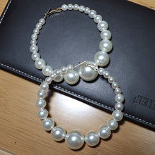 Load image into Gallery viewer, The “PEARLfect ⚪️ Pearl Hoop” Earrings - Alabaster Box Boutique