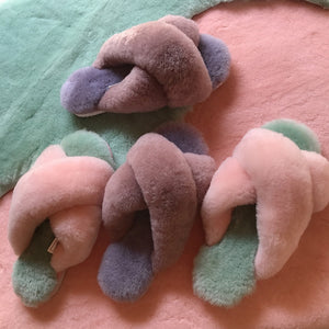 The "PRETTY 💕💚 Comfy" Slippers - Alabaster Box Boutique