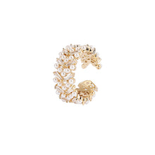 Load image into Gallery viewer, The “PEARLfect ⚪️ Adjustable Ring” - Alabaster Box Boutique