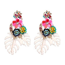 Load image into Gallery viewer, &quot;Tropical 🌴 Fever&quot; Earrings - Alabaster Box Boutique